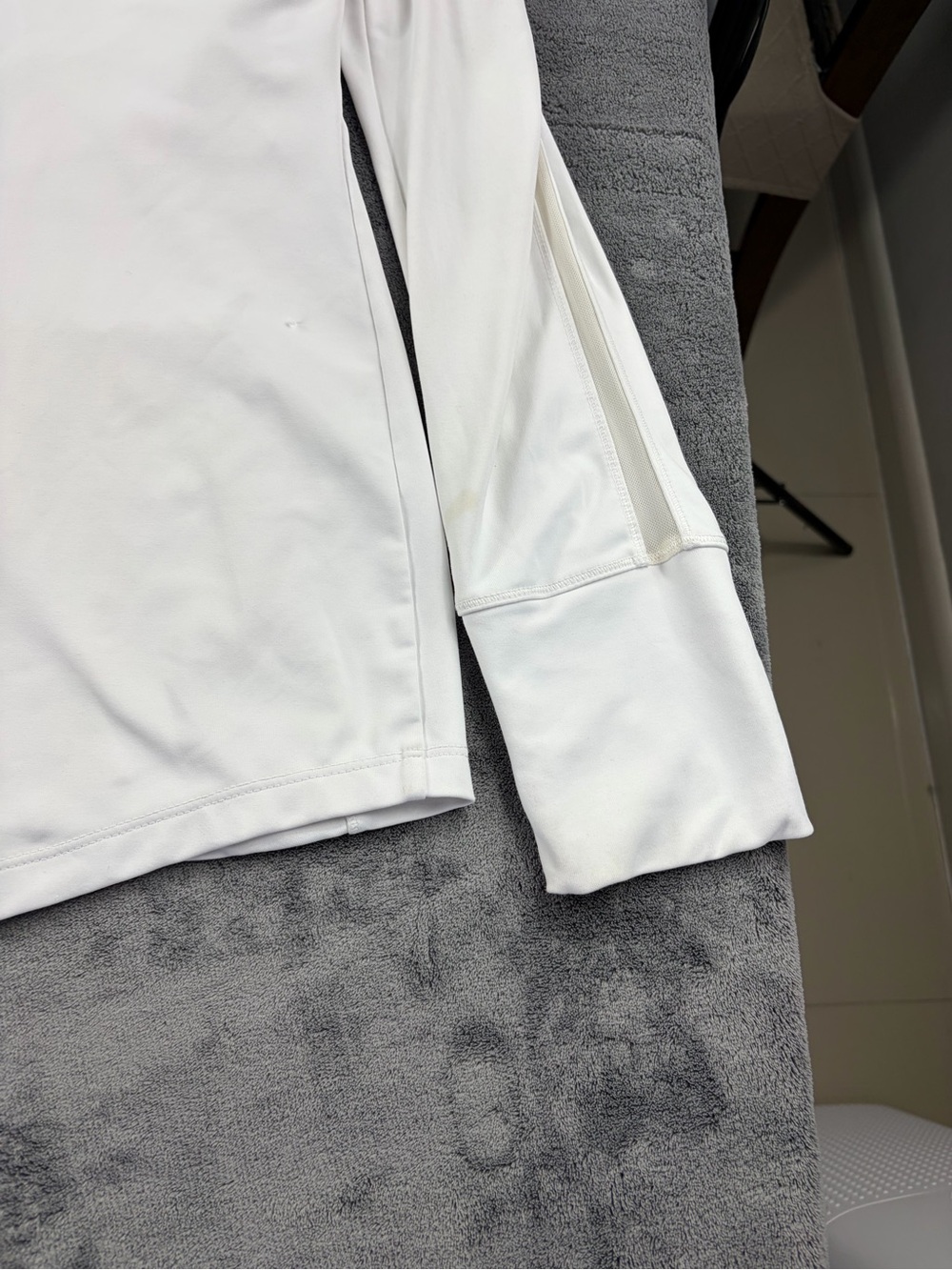 Apana White Lightweight Active Zip Jacket size M - Picture 14 of 16